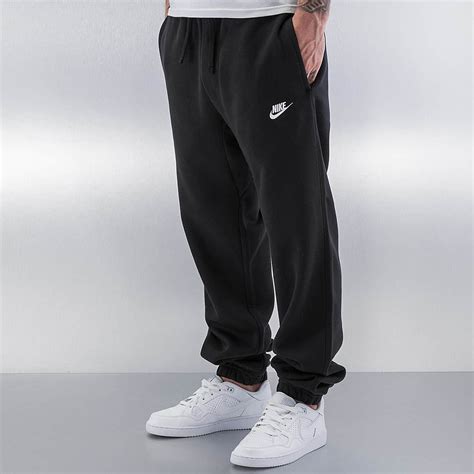 nike jogginghose schwarz männer breit|Schwarze Nike Jogginghosen online .